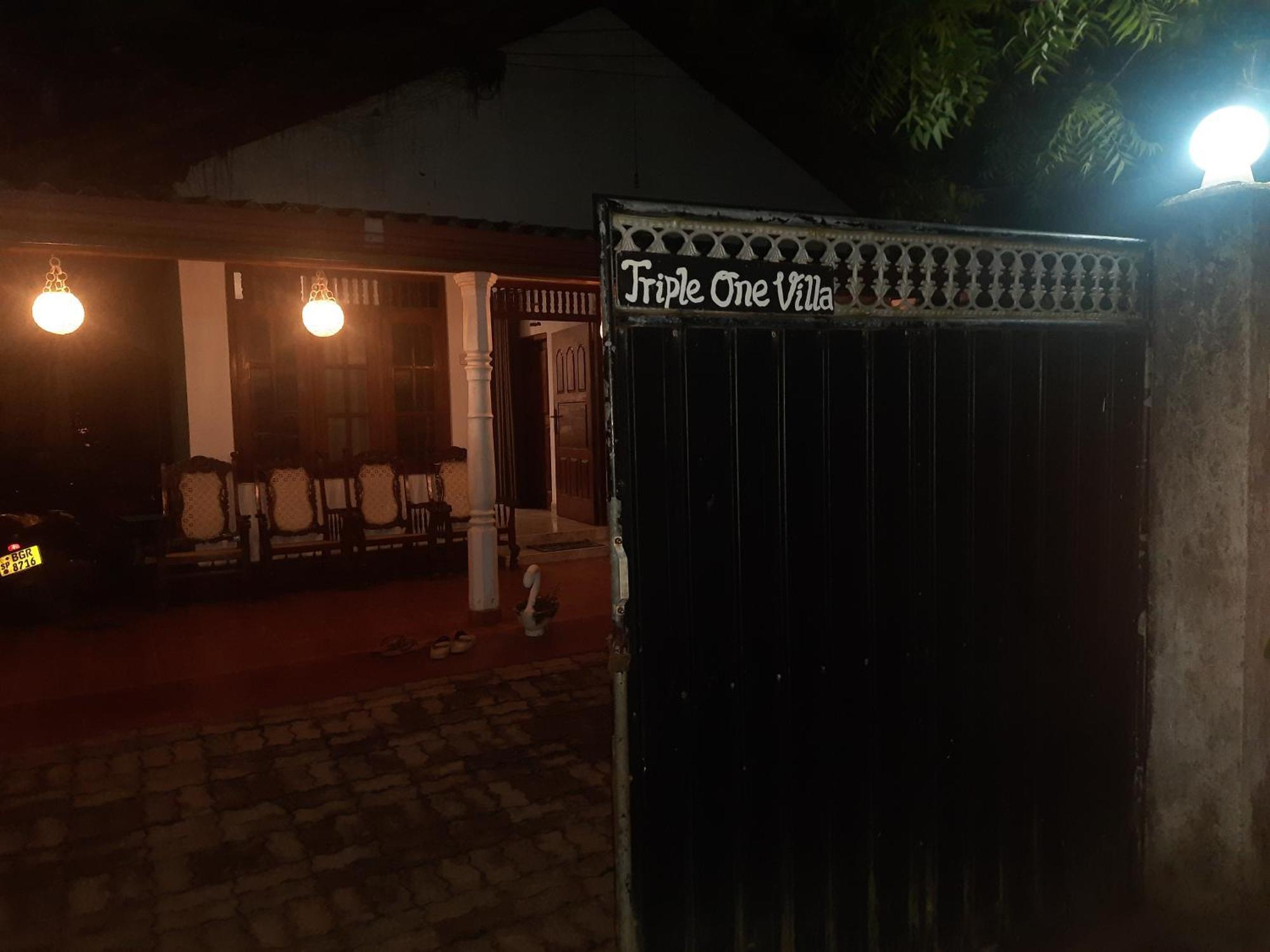Triple One Villa Ахангама Экстерьер фото